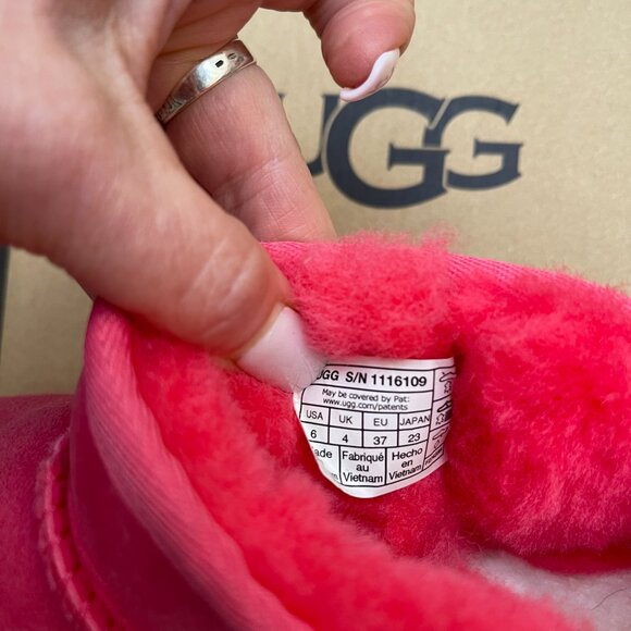 NIB UGG CLASSIC ULTRA MINI BOOT Taffy Pink - Picture 17 of 17